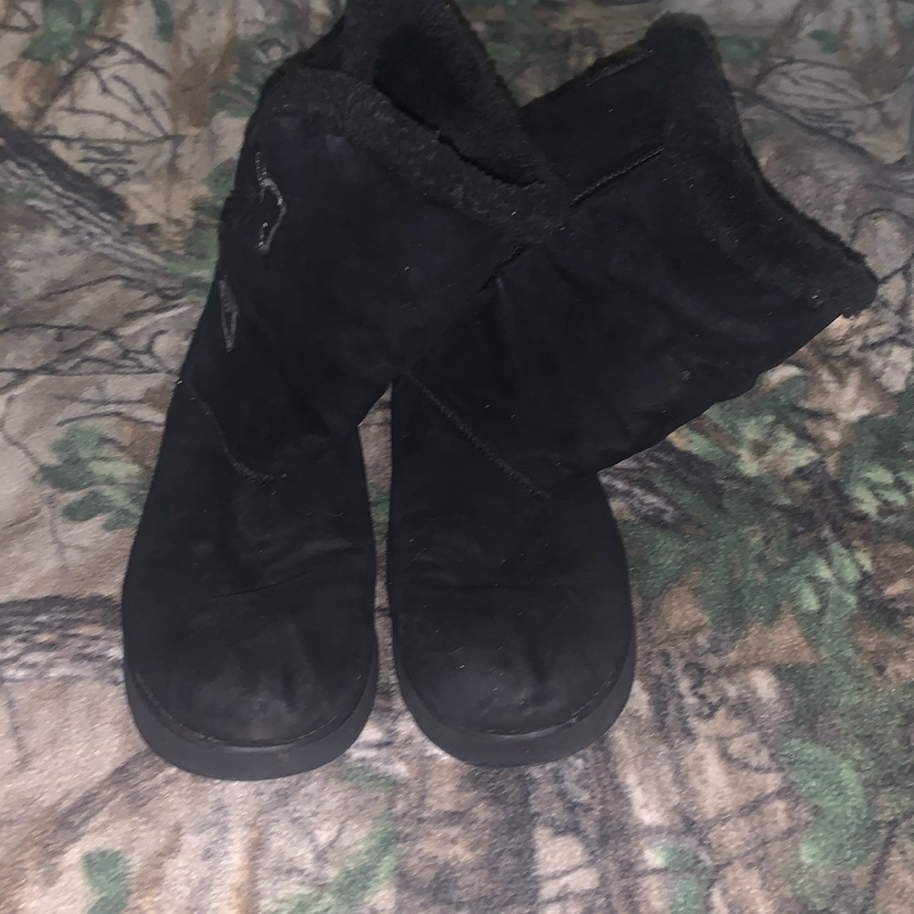 Skechers fleece lined boots. Size 10